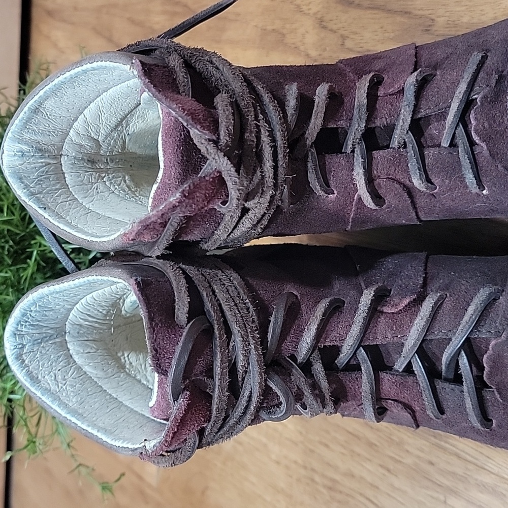 Freebird By Steven Cage in Burgundy 6 - Picture 7 of 14